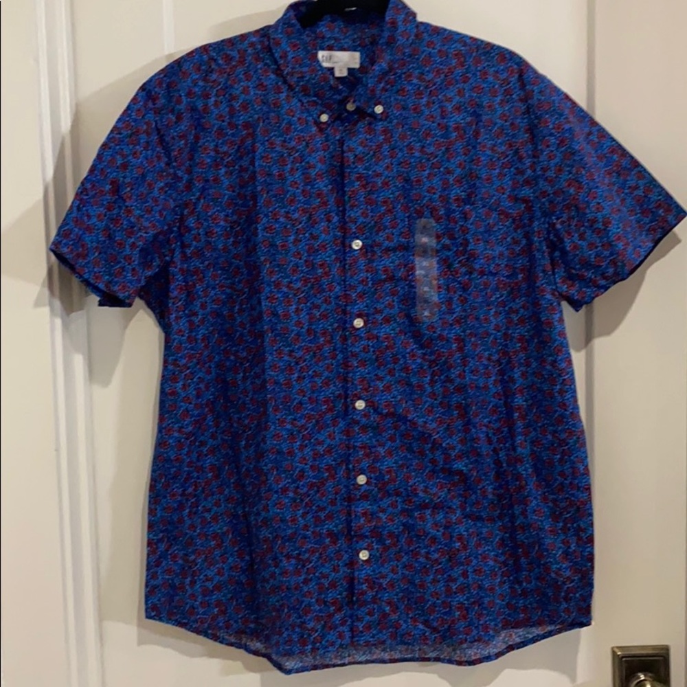 Gap button-up floral shirt